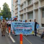 दूध, दही या चिकन, खाने के बाद कौन सा खाना कितनी देर में पचता है, आइए जानें